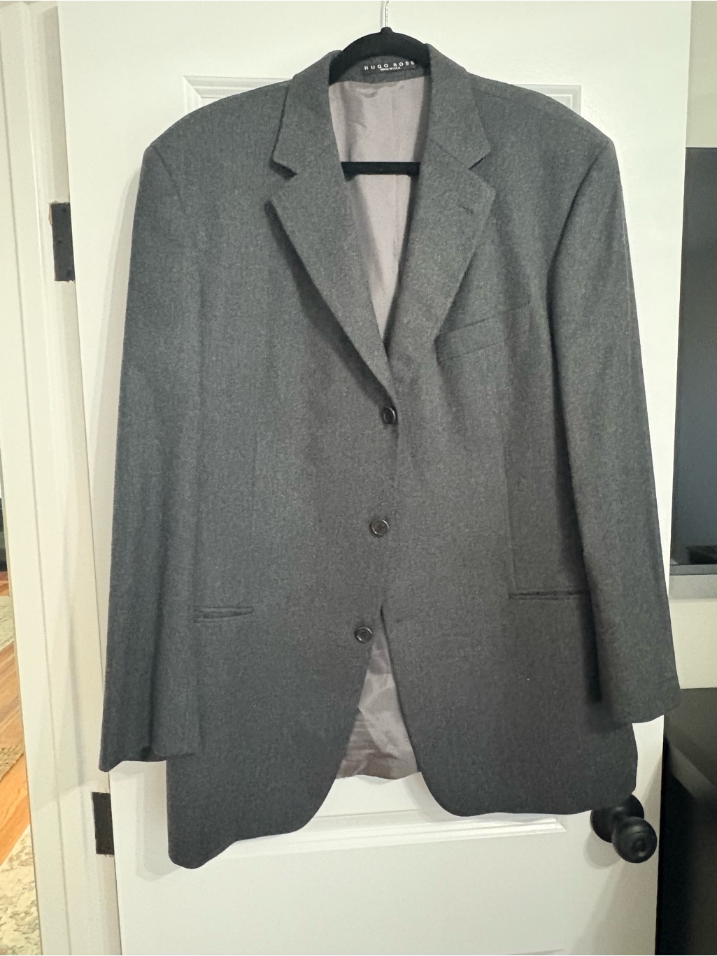 Classic Hugo Boss Men's Grey Virgin Wool Blazer -